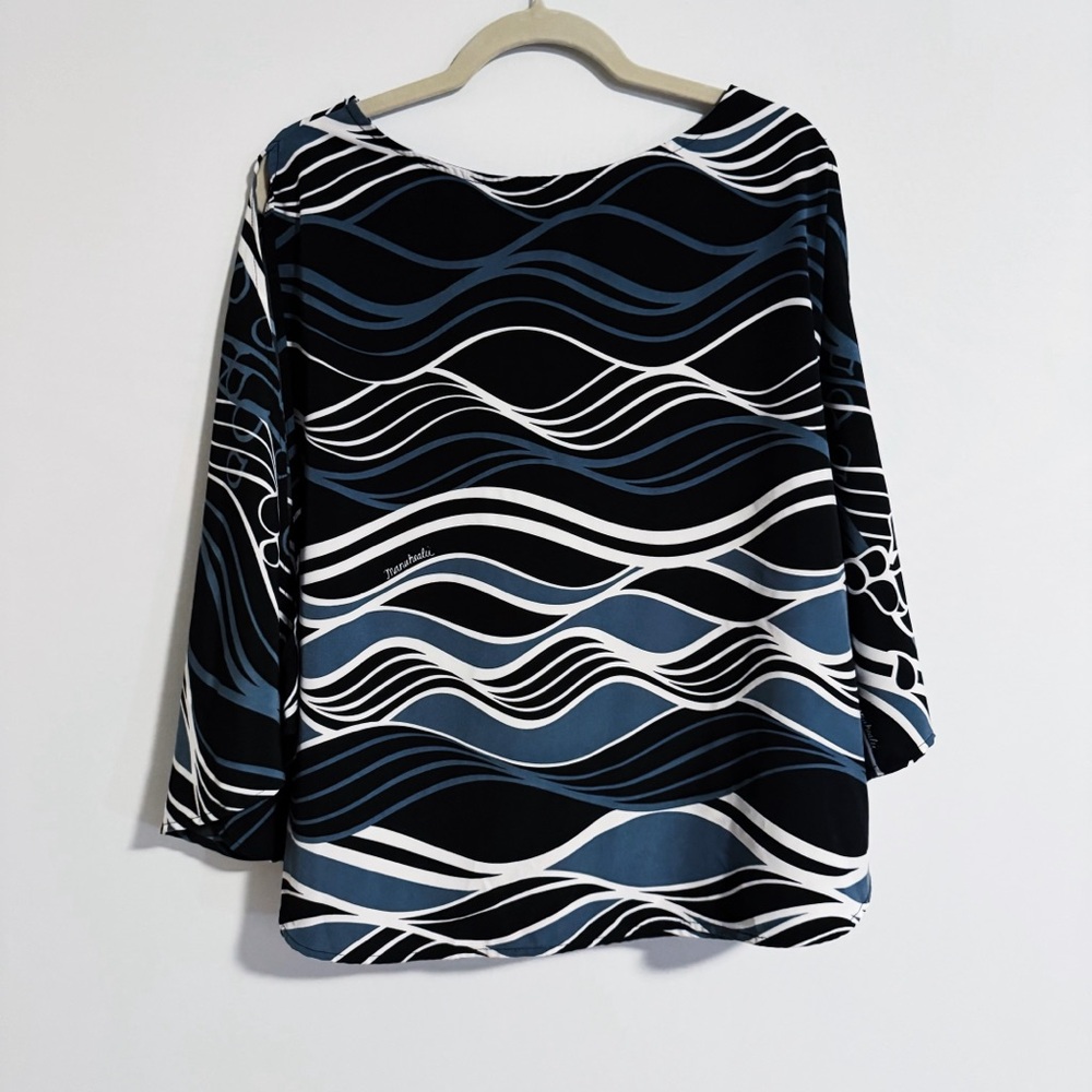 Manuhealii - Black Blue and White Wave Print Cold Shoulder Top
